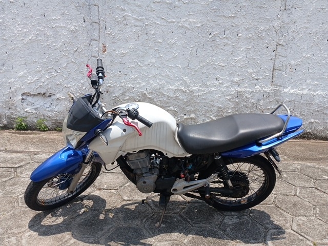 Honda CG 150 Titan EX 2015 em leilão