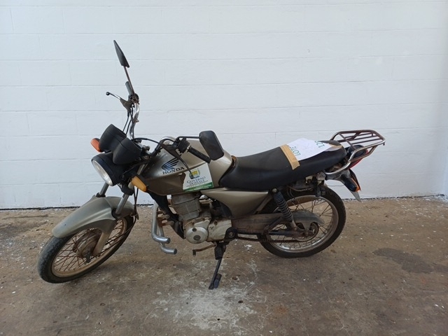 HONDA - CG 150 TITAN KS - leilão extrajudicial - TERESINA PI - lance mínimo R$ 1.800