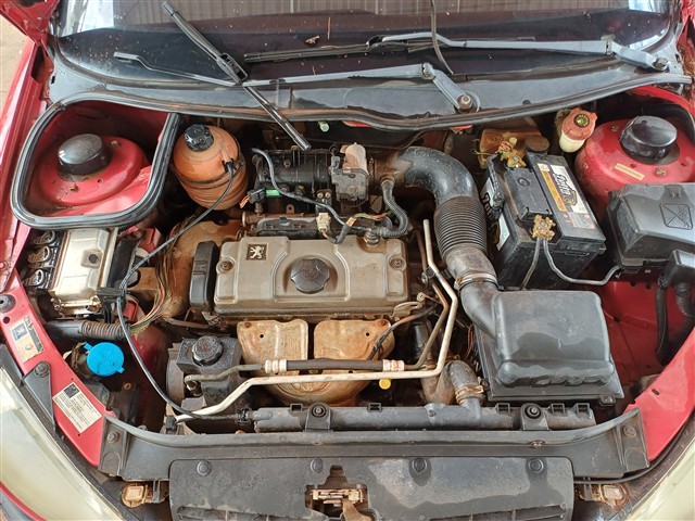 PEUGEOT 206 14 PRESEN FX - 2007/2008 — foto 20 de 26
