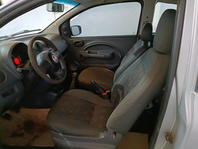 FIAT UNO VIVACE 1.0 - 2011/2012 — foto 11 de 22
