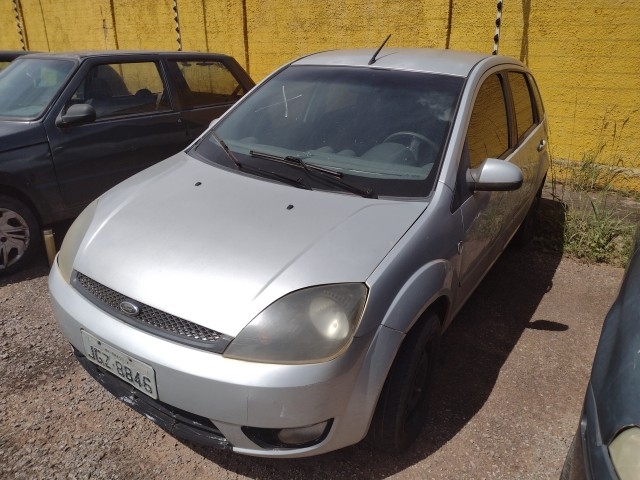 FORD - FIESTA 1.6 FLEX - leilão extrajudicial - SAMAMBAIA DF - lance mínimo R$ 5.200