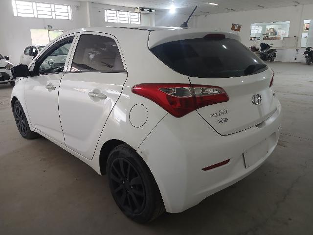 HYUNDAI HB20 1.0M COMFOR - 2014/2014 — foto 4 de 25