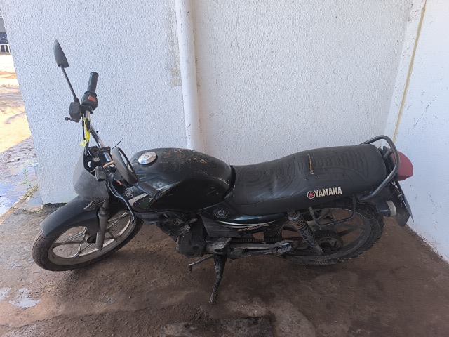 YAMAHA - YBR 125ED - leilão extrajudicial - SÃO LUÍS MA - lance mínimo R$ 200