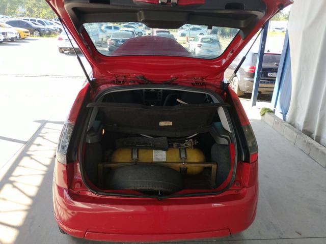 FORD FIESTA 1.6 FLEX - 2013/2014 — foto 27 de 36