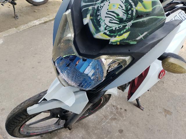 YAMAHA YS150 FAZER SED - 2014/2014 — foto 20 de 25