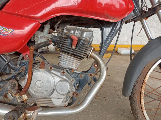 HONDA CG 125 TITAN - 1996/1996 — foto 6 de 9