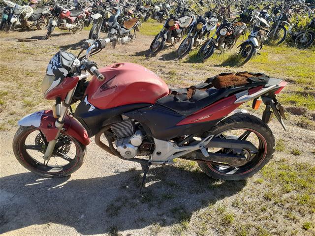 HONDA CB 300R - 2010/2010