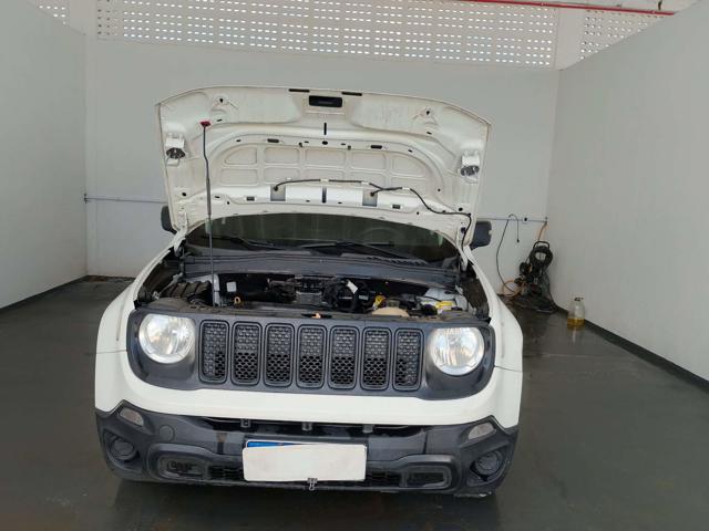 JEEP RENEGADE 1.8 AUTOM. - 2021/2021 — foto 21 de 40