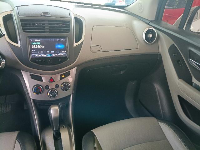 Foto 8 de 31: TRACKER LTZ AT - 2015/2016