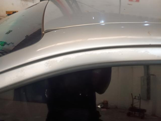 FIAT UNO VIVACE 1.0 - 2013/2014 — foto 30 de 36