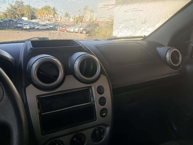 FORD FIESTA FLEX - 2010/2011 — foto 7 de 37