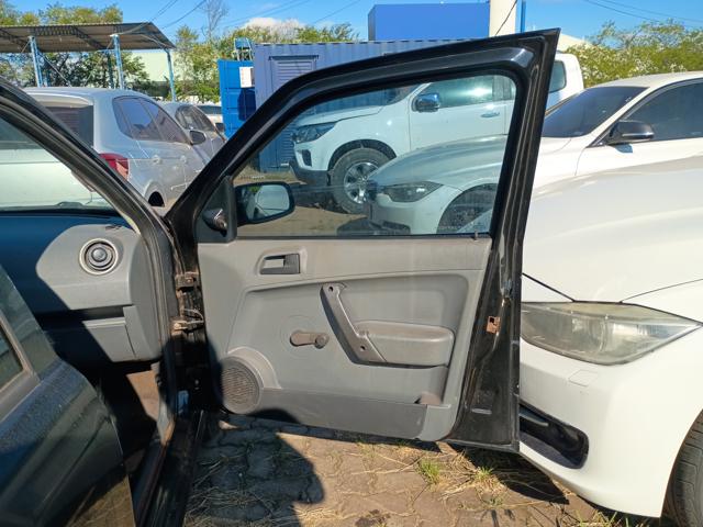 VOLKSWAGEN GOL 1.0 GIV - 2010/2010 — foto 17 de 24