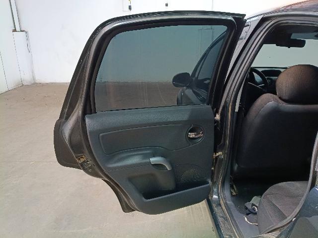 CITROEN C3 GLX 14 FLEX - 2006/2006 — foto 23 de 40