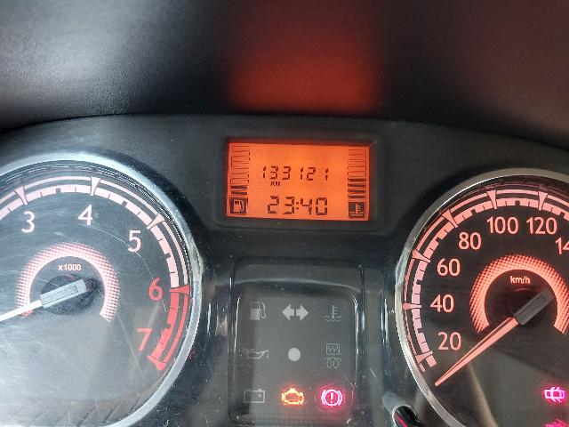 RENAULT SANDERO EXP 16 - 2011/2012 — foto 8 de 40