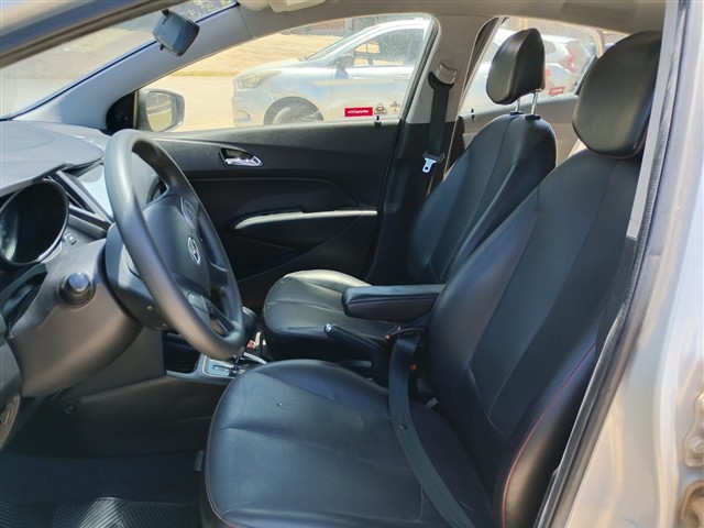 HYUNDAI HB20 1.6A COMF - 2014/2015 — foto 15 de 40