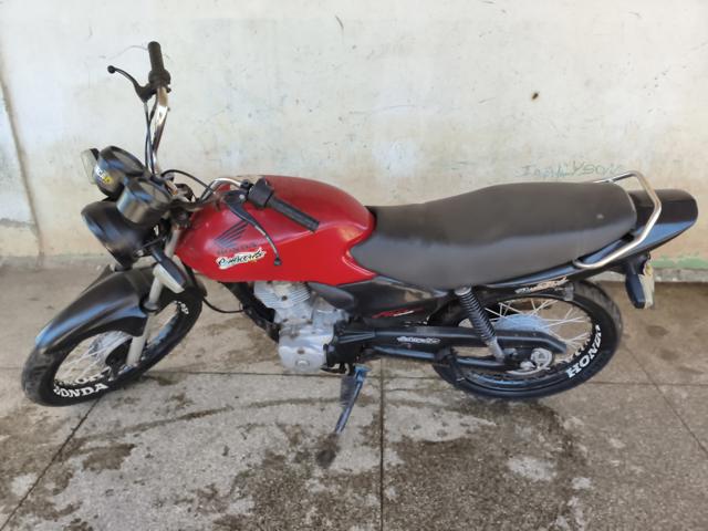Honda CG 125 Titan KS 2003 em leilão