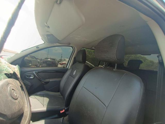 RENAULT SANDERO STEPWAY - 2012/2013 — foto 16 de 36