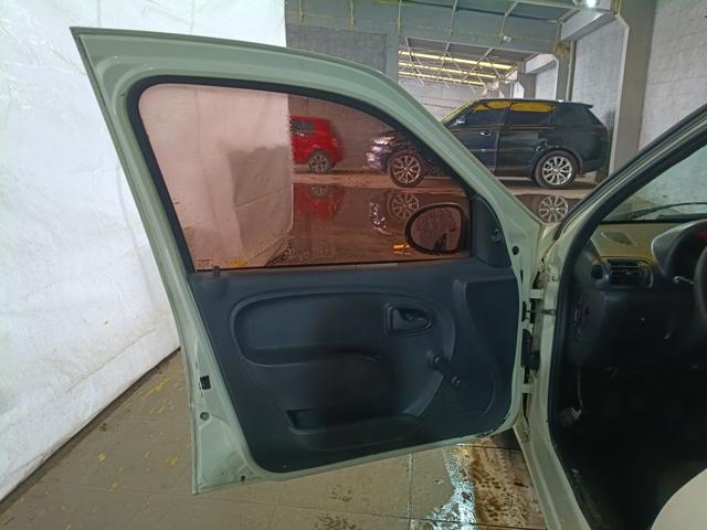 RENAULT CLIO EXP1016VH - 2013/2014 — foto 21 de 27