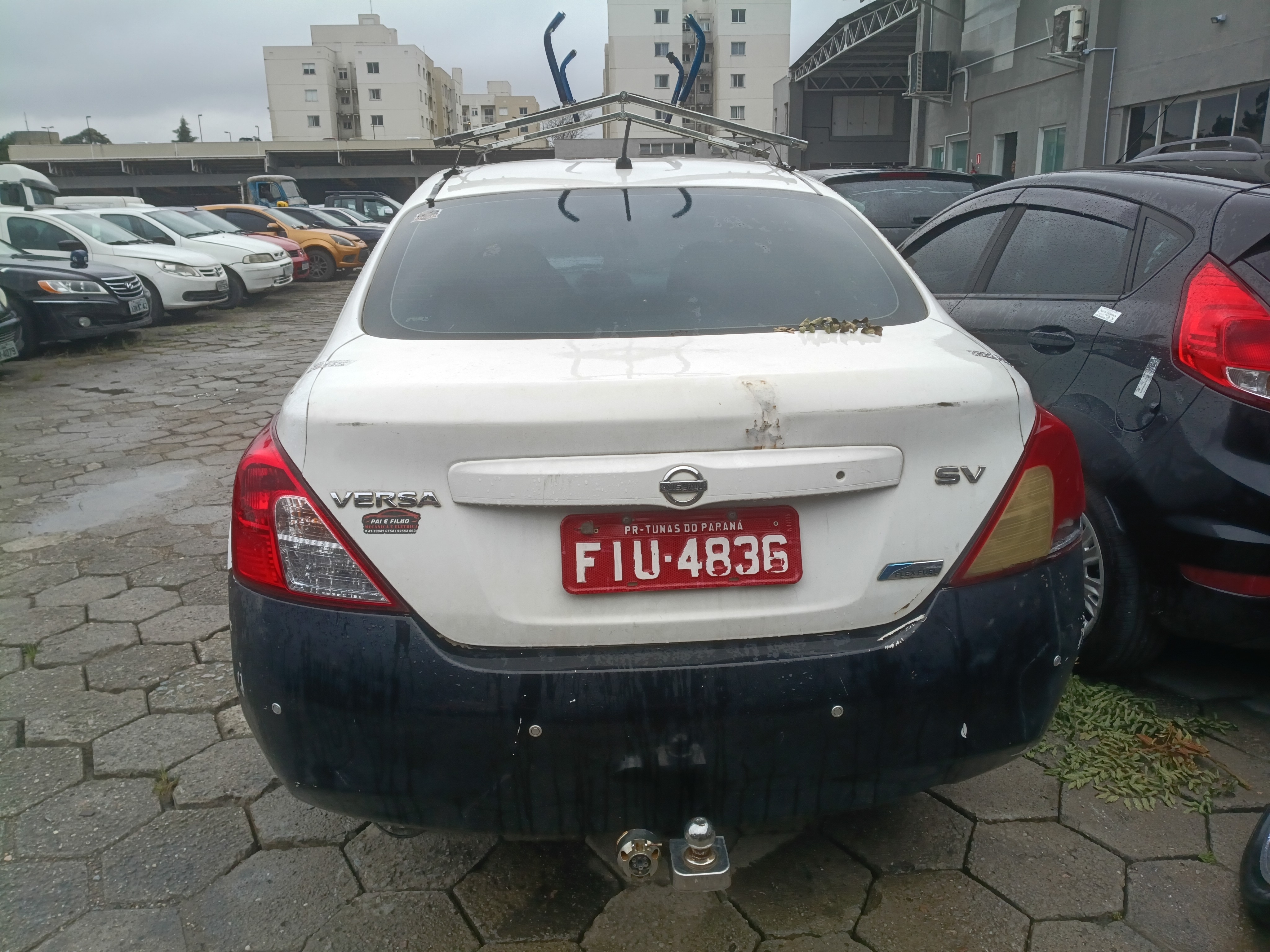 NISSAN VERSA 16SV FLEX - 2013/2014 — foto 9 de 12