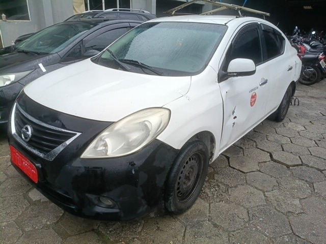Nissan Versa 16sv Flex VERSA SV 1.6 16V Flex Fuel 4p Mec.
