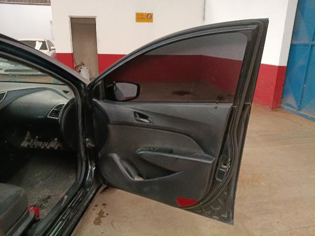 HYUNDAI HB20S 1.0M COMF - 2013/2014 — foto 32 de 40