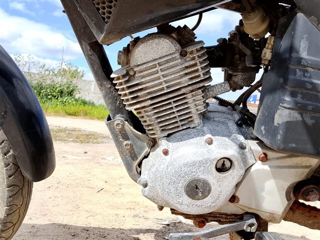 Foto 7 de 9: YBR 125K - 2002/2002