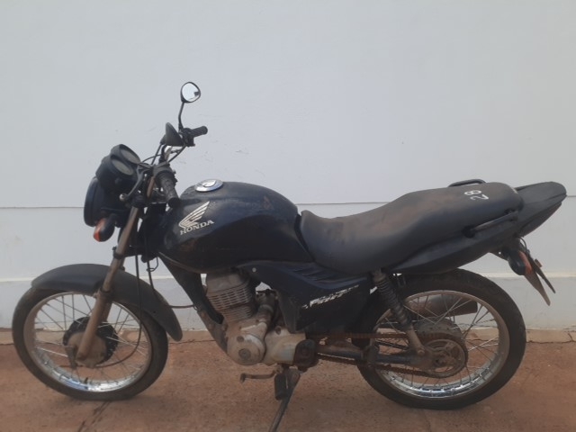 Honda CG 125 FAN ES 2010 em leilão