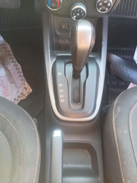 CHEVROLET ONIX 1.4AT LTZ - 2013/2014 — foto 8 de 27