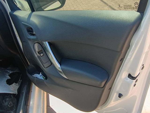 CITROEN C3 120A EXCLUSIV - 2014/2015 — foto 17 de 26