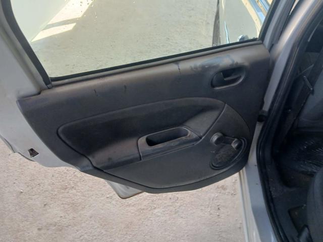 FORD FIESTA FLEX - 2010/2011 — foto 18 de 37
