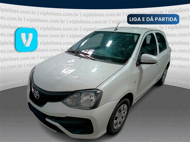 Toyota Etios HB X VSC MT