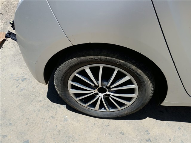 HYUNDAI HB20 1.6A COMF - 2014/2015 — foto 28 de 40