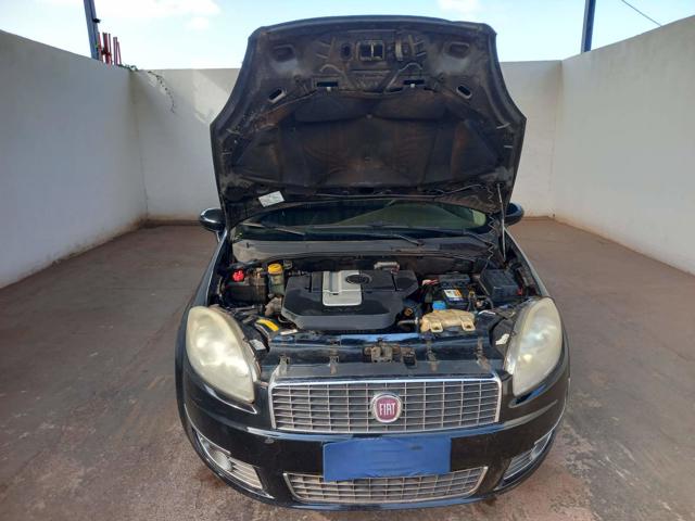 FIAT LINEA ESSENCE DUAL - 2012/2013 — foto 20 de 28