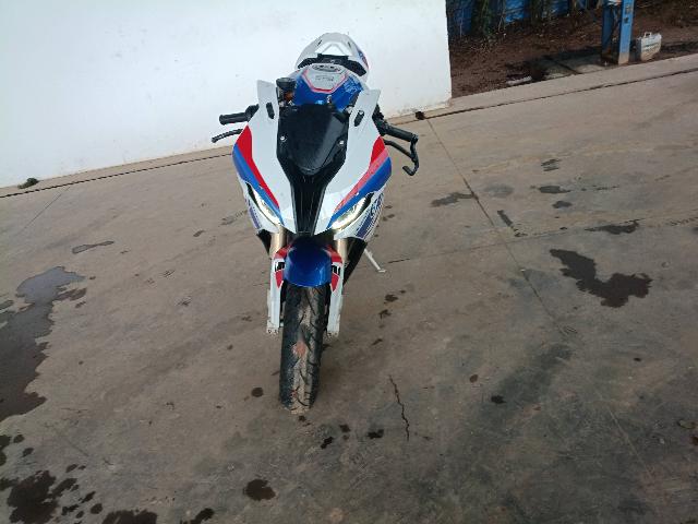BMW S1000 RR - 2022/2022 — foto 4 de 16