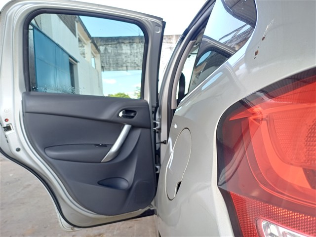 CITROEN C3 TENDANCE BVA - 2015/2015 — foto 12 de 23