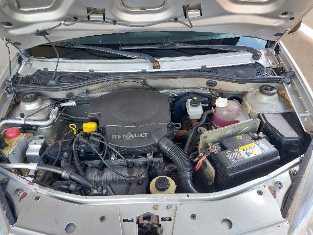 RENAULT SANDERO EXP 16 - 2011/2012 — foto 15 de 40