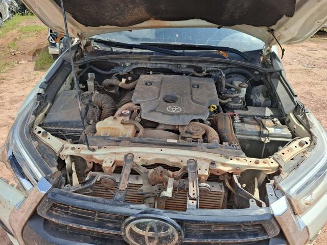 HILUX CD SRX 4X4 2.8 TDI 16V DIESEL AUT. - 2021/2021 — foto 10 de 34