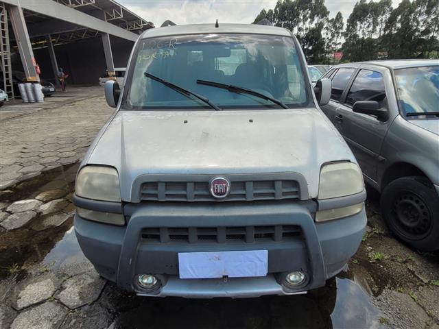 FIAT DOBLO ADV 1.8 FLEX - 2009/2009 — foto 7 de 25