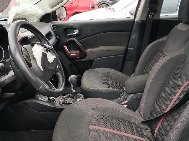 FIAT TORO FREEDOM AT9 D4 - 2020/2021 — foto 9 de 35