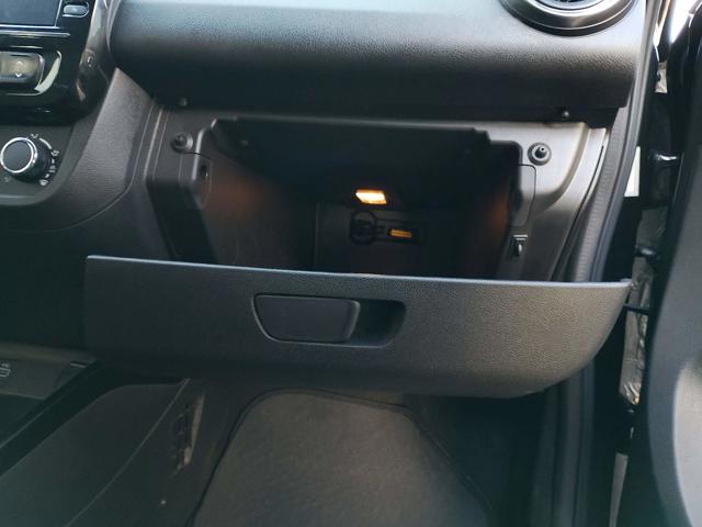 Foto 27 de 46: KWID OUTSID 2 - 2023/2024