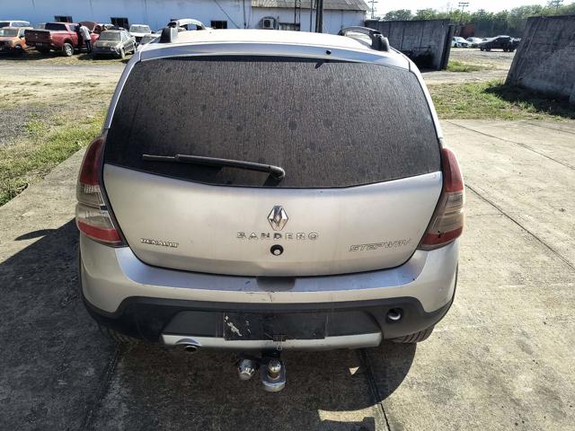 RENAULT SANDERO STW 16HP - 2012/2013 — foto 21 de 26