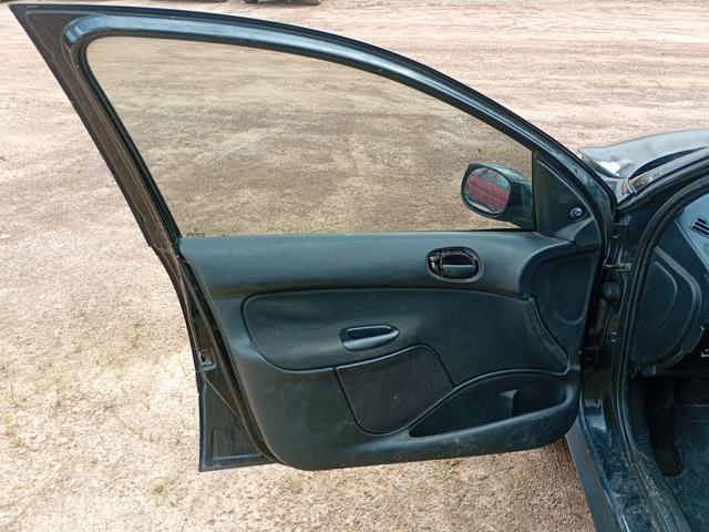 PEUGEOT 207SW XR - 2009/2009 — foto 14 de 32