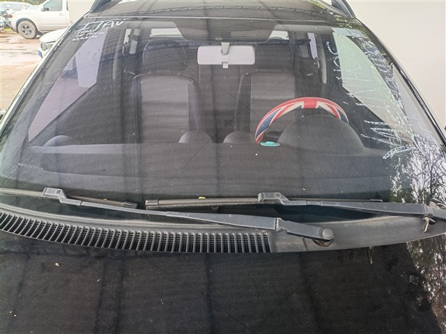 VOLKSWAGEN SAVEIRO CD HL MB - 2016/2016 — foto 9 de 25
