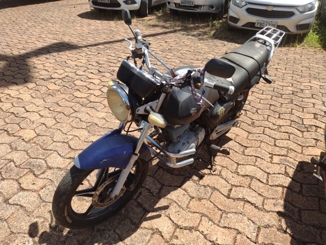 SUZUKI - EN125 YES - leilão extrajudicial - SAMAMBAIA DF - lance mínimo R$ 1.300