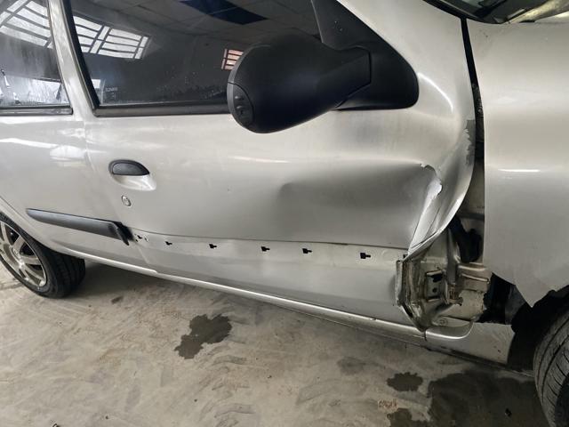 Foto 24 de 28: CLIO CAM1016VH - 2012/2012