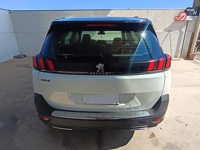 PEUGEOT 5008 GRIFFE AT - 2018/2019 — foto 21 de 27