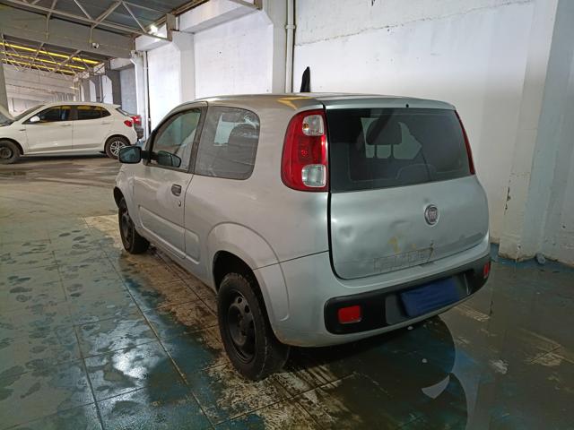 FIAT UNO VIVACE 1.0 - 2011/2012 — foto 4 de 22