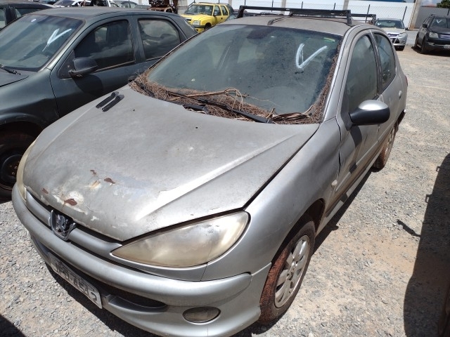 PEUGEOT - 206 14 FELINE - leilão extrajudicial - SAMAMBAIA DF - lance mínimo R$ 3.100