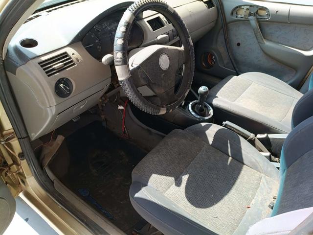 VOLKSWAGEN GOL 16V - 2000/2000 — foto 20 de 27