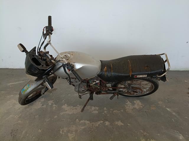 YAMAHA YBR 125E - 2001/2002